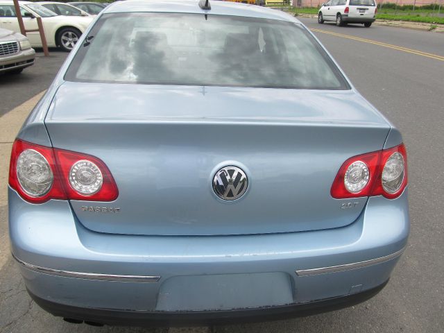 2006 Volkswagen Passat 4DR SDN LE V6 AT