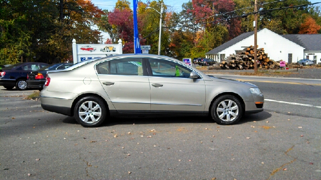 2006 Volkswagen Passat 4DR SDN LE V6 AT