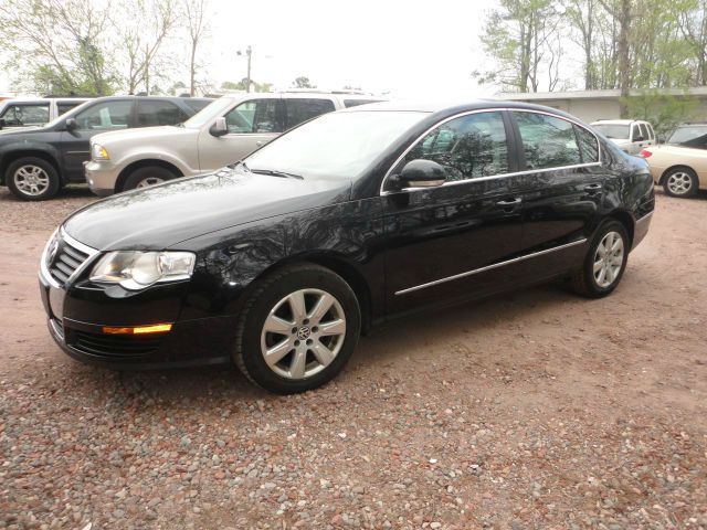 2006 Volkswagen Passat 4DR SDN LE V6 AT