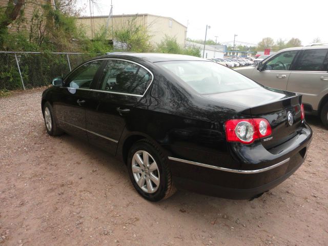 2006 Volkswagen Passat 4DR SDN LE V6 AT