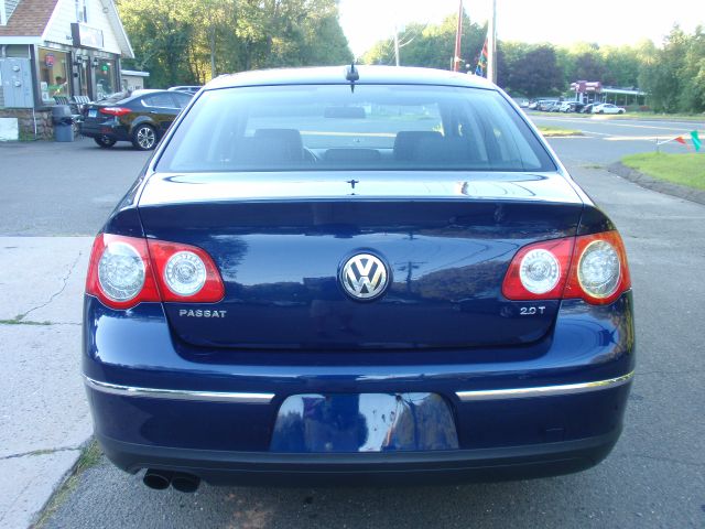 2006 Volkswagen Passat 4DR SDN LE V6 AT