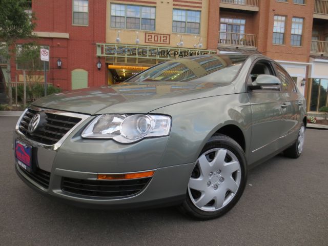 2006 Volkswagen Passat 4DR SDN LE V6 AT