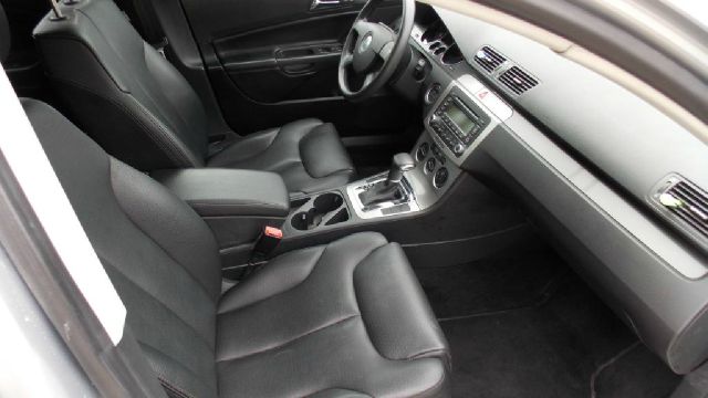 2007 Volkswagen Passat Base