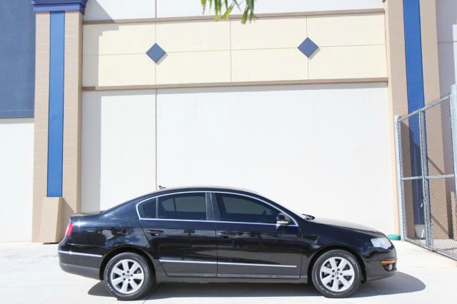 2007 Volkswagen Passat Wagon SE