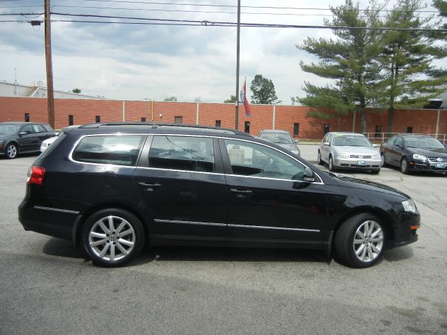 2007 Volkswagen Passat 2003 GMC Savana