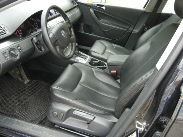 2007 Volkswagen Passat 2003 GMC Savana