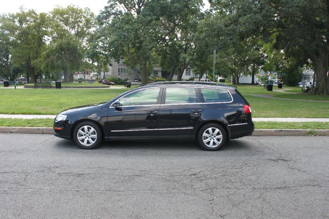 2007 Volkswagen Passat Base