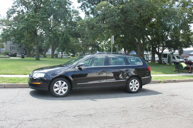 2007 Volkswagen Passat Base