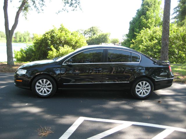 2008 Volkswagen Passat LS Flex Fuel 4x4 This Is One Of Our Best Bargains