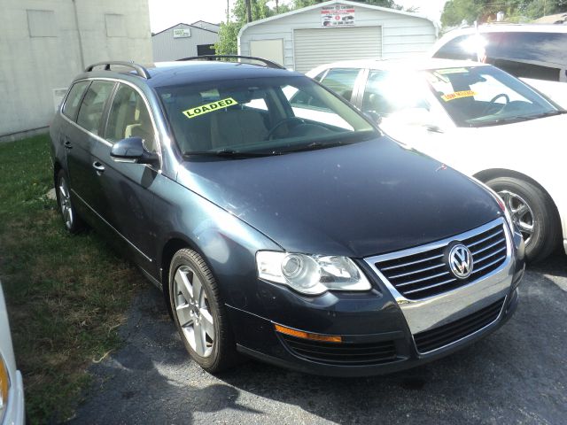 2008 Volkswagen Passat 4x4 LTZ