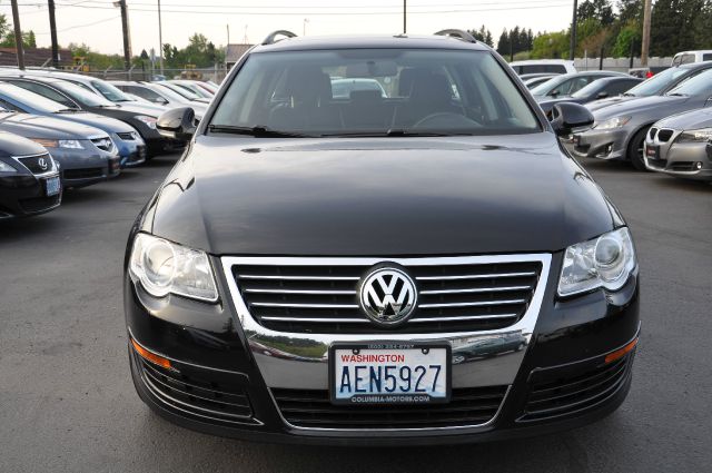 2008 Volkswagen Passat 4dr 1500 4WD LT Z71