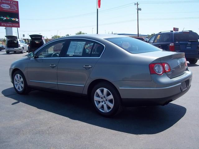 2008 Volkswagen Passat Unknown