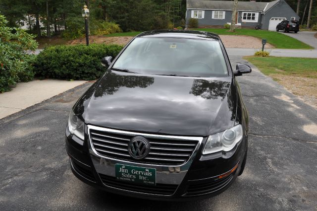 2008 Volkswagen Passat 4x4 LTZ