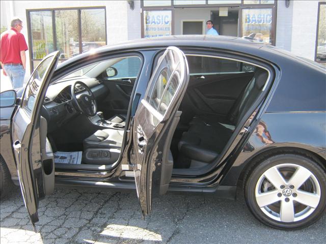 2008 Volkswagen Passat D/L