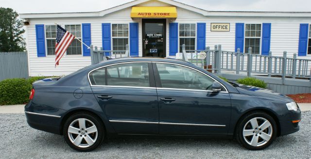 2008 Volkswagen Passat 4x4 LTZ