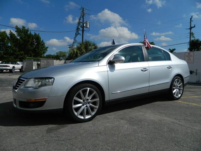 2008 Volkswagen Passat LT 4WD