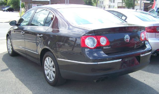 2008 Volkswagen Passat Sesto N Go