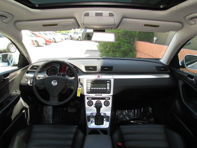 2008 Volkswagen Passat LT 4WD