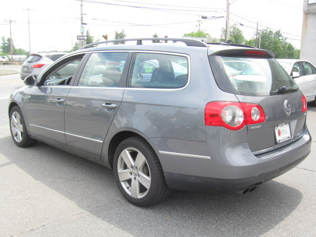 2008 Volkswagen Passat 4x4 LTZ