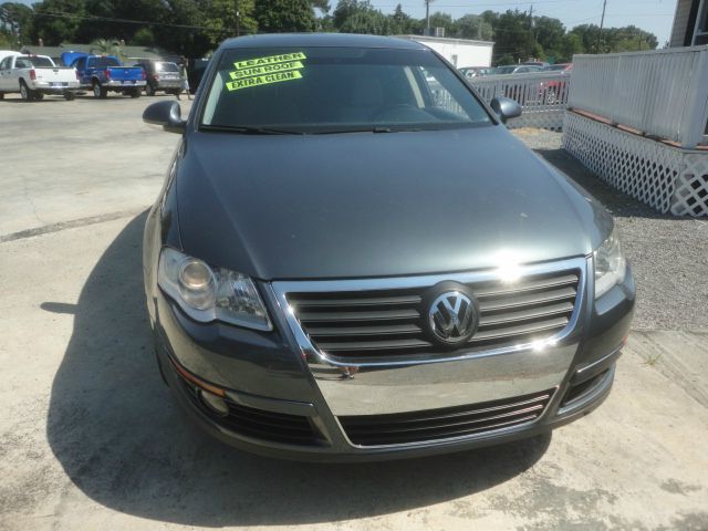 2009 Volkswagen Passat 4x4 LTZ