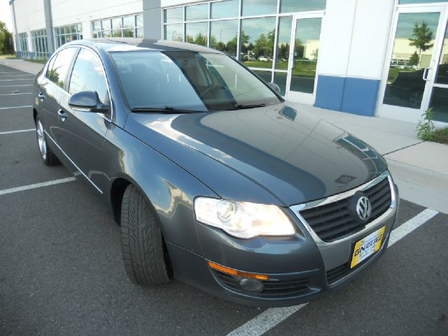 2009 Volkswagen Passat 4x4 LTZ