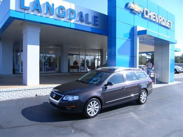 2010 Volkswagen Passat 4x4 LTZ