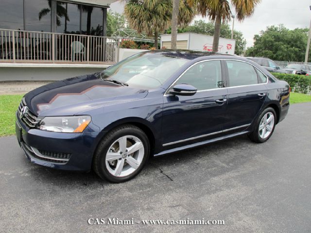 2012 Volkswagen Passat XLT Xcab5.4