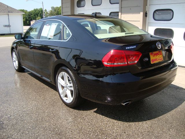 2012 Volkswagen Passat Slt1awd