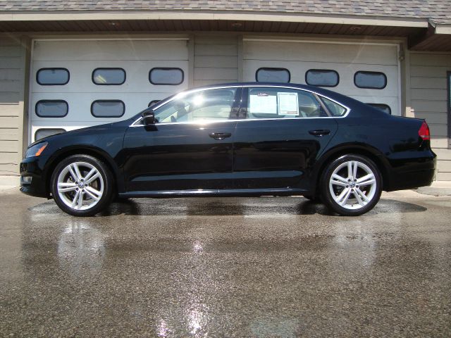 2012 Volkswagen Passat Slt1awd