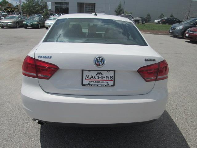 2012 Volkswagen Passat Pickupslt Quad Cab SWB 4WD 4x4 Truck