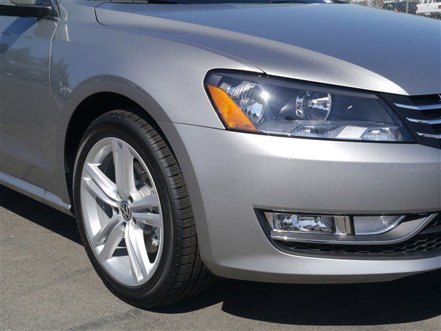 2012 Volkswagen Passat 4DR LS AWD