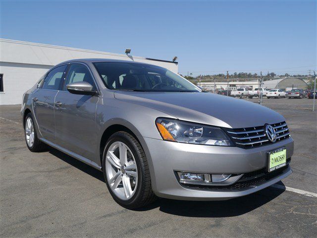 2012 Volkswagen Passat 4DR LS AWD