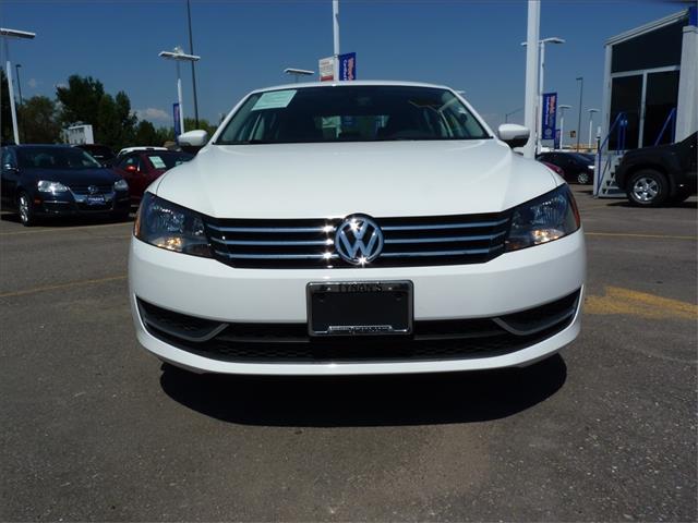 2013 Volkswagen Passat LX Convertible