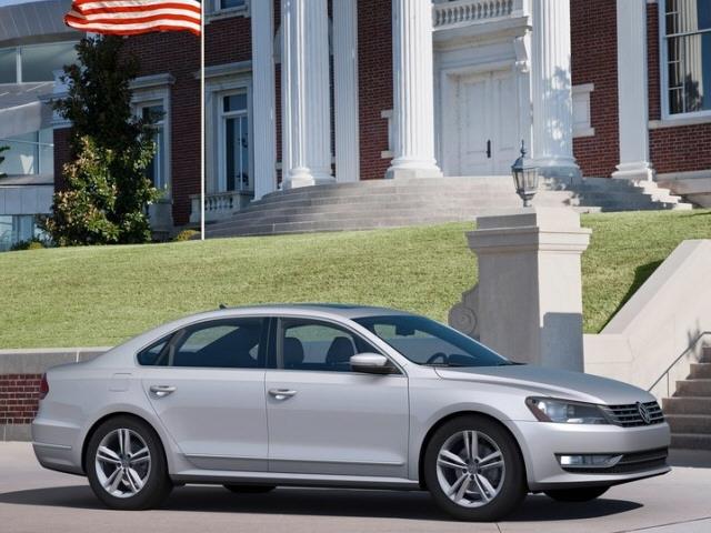 2013 Volkswagen Passat 4WD 4dr SUV Alpha