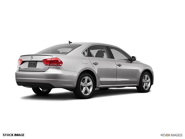 2013 Volkswagen Passat Supercharged Notchback