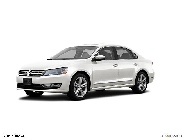 2013 Volkswagen Passat AWD EX