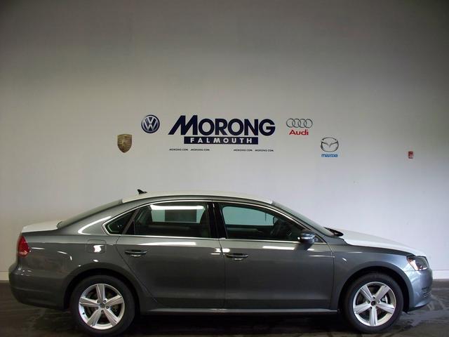 2013 Volkswagen Passat AWD EX