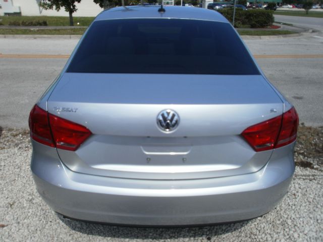 2013 Volkswagen Passat XLT Xcab5.4