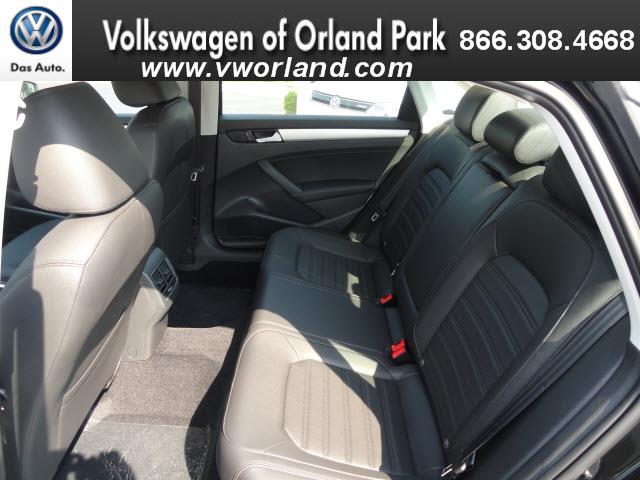 2013 Volkswagen Passat SE