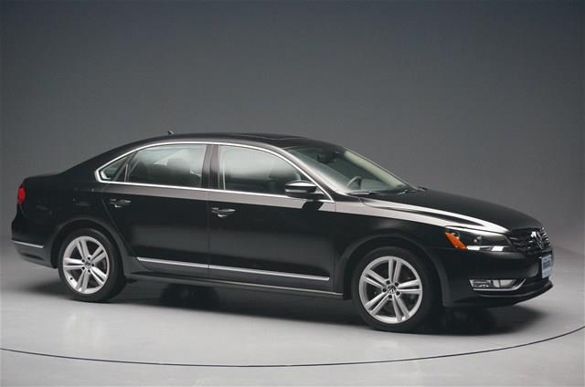 2013 Volkswagen Passat Touring / Navigation Ent