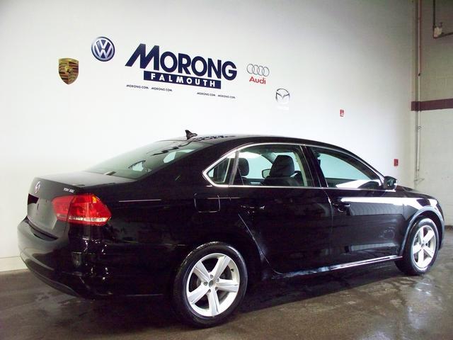 2013 Volkswagen Passat LX Convertible