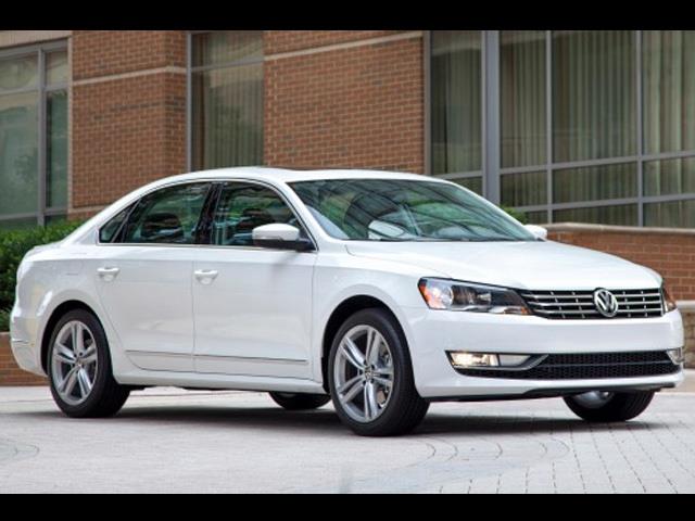 2014 Volkswagen Passat Unknown