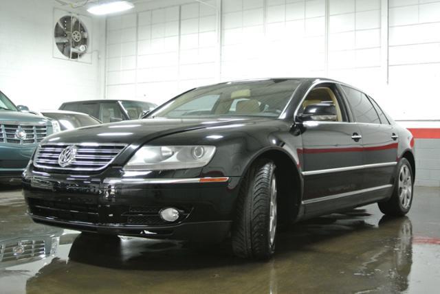 2004 Volkswagen Phaeton SE-R