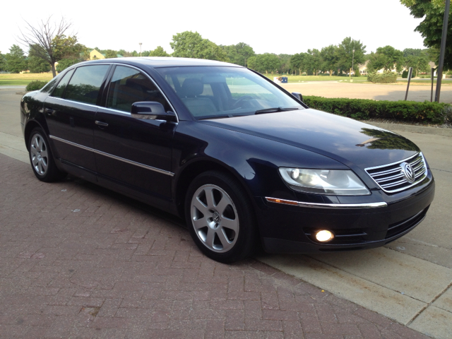 2004 Volkswagen Phaeton SE-R