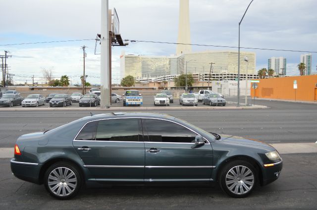 2005 Volkswagen Phaeton SE-R