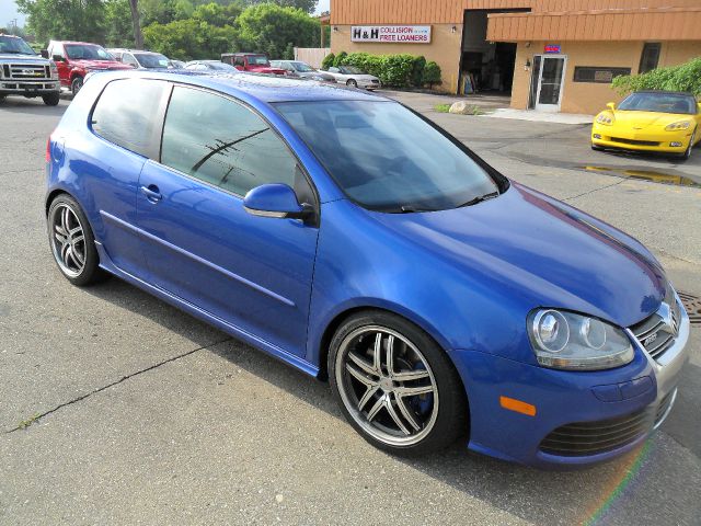 2008 Volkswagen R32 Sport 4x4