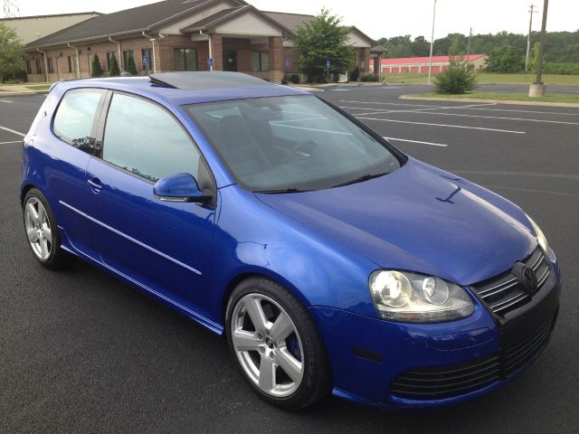 2008 Volkswagen R32 Base