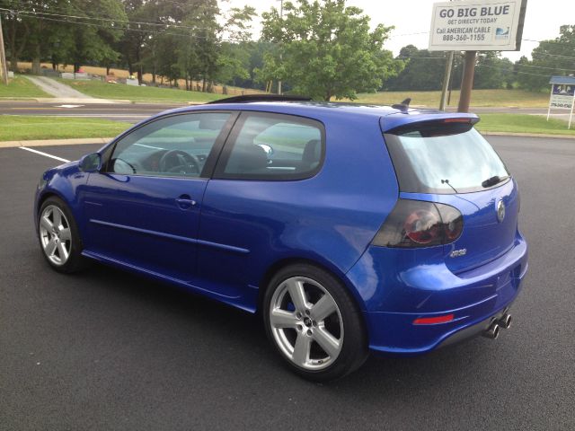 2008 Volkswagen R32 Base