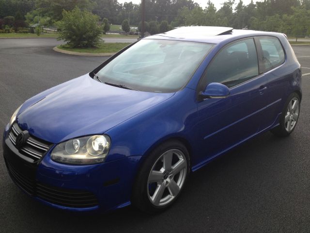 2008 Volkswagen R32 Base