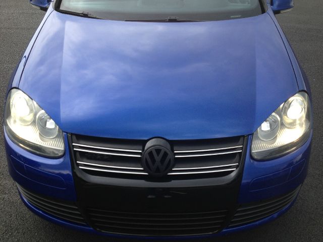 2008 Volkswagen R32 Base